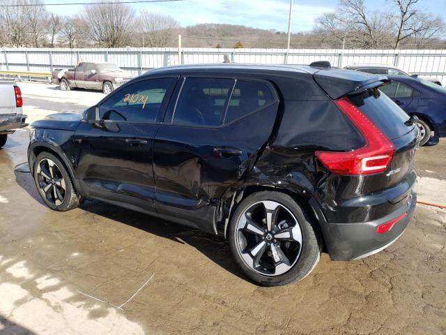 Obraz 2 z 2021 VOLVO XC40 T5 MOMENTUM 2021 z VIN YV4162UK7M2523582