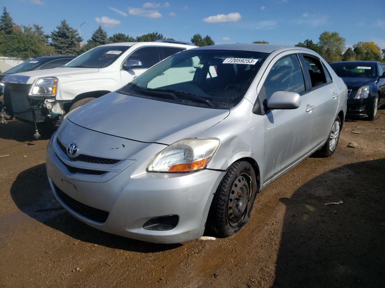 Изображение 1 2008 TOYOTA YARIS  2008 с VIN JTDBT923781257920