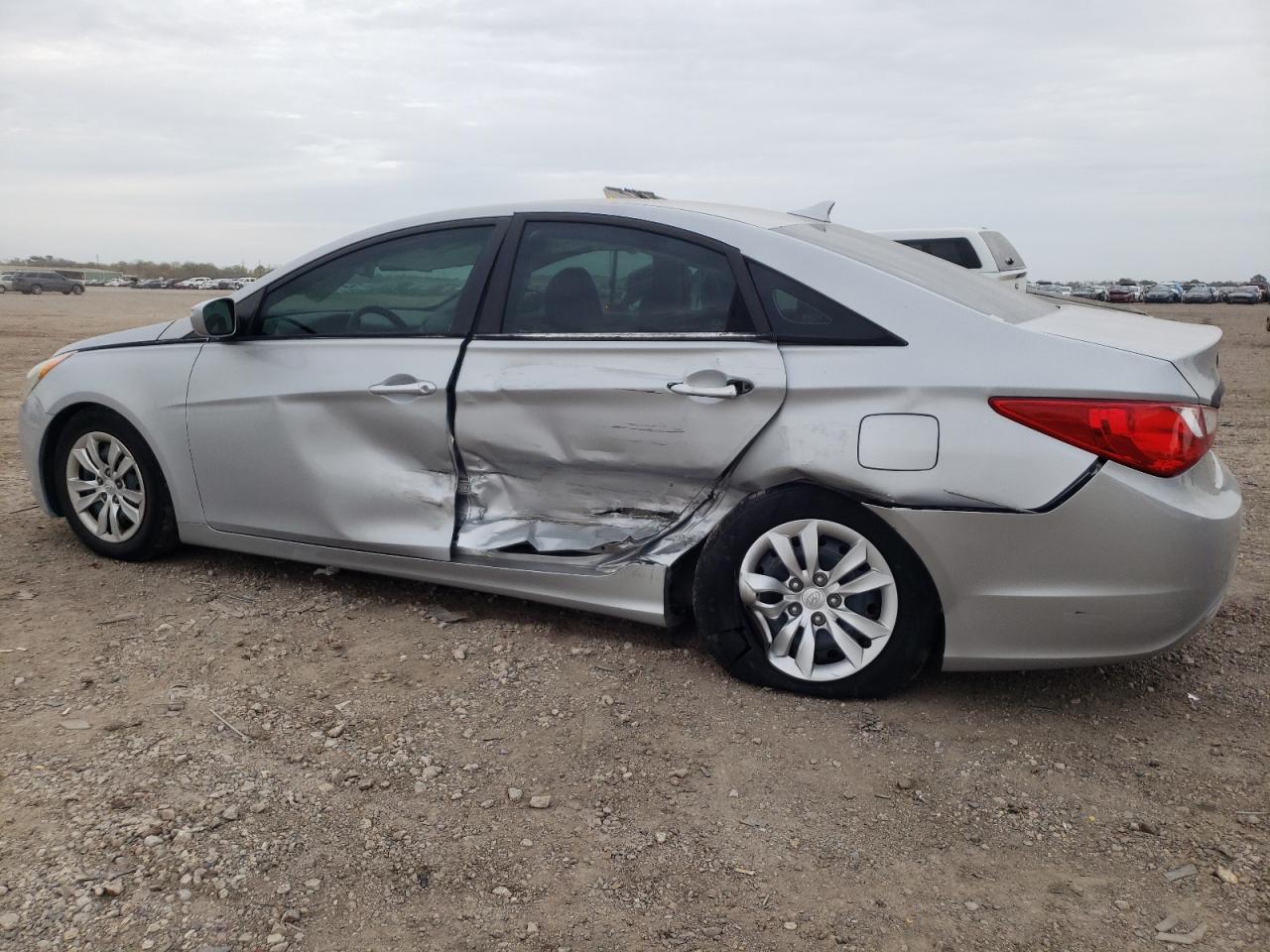 Obraz 2 z 2011 HYUNDAI SONATA GLS 2011 z VIN 5NPEB4AC1BH164847