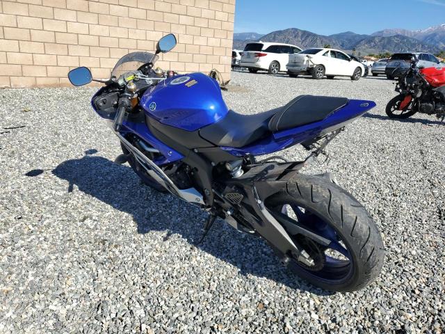 Obraz 3 z 2016 YAMAHA YZFR6 C 2016 z VIN JYARJ16YXGA010798