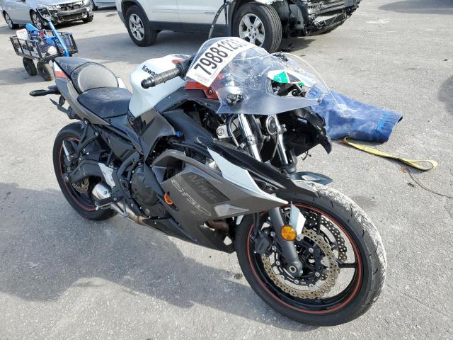 Image 1 of 2023 KAWASAKI EX650 R 2023 with VIN ML5EXER12PDA94831