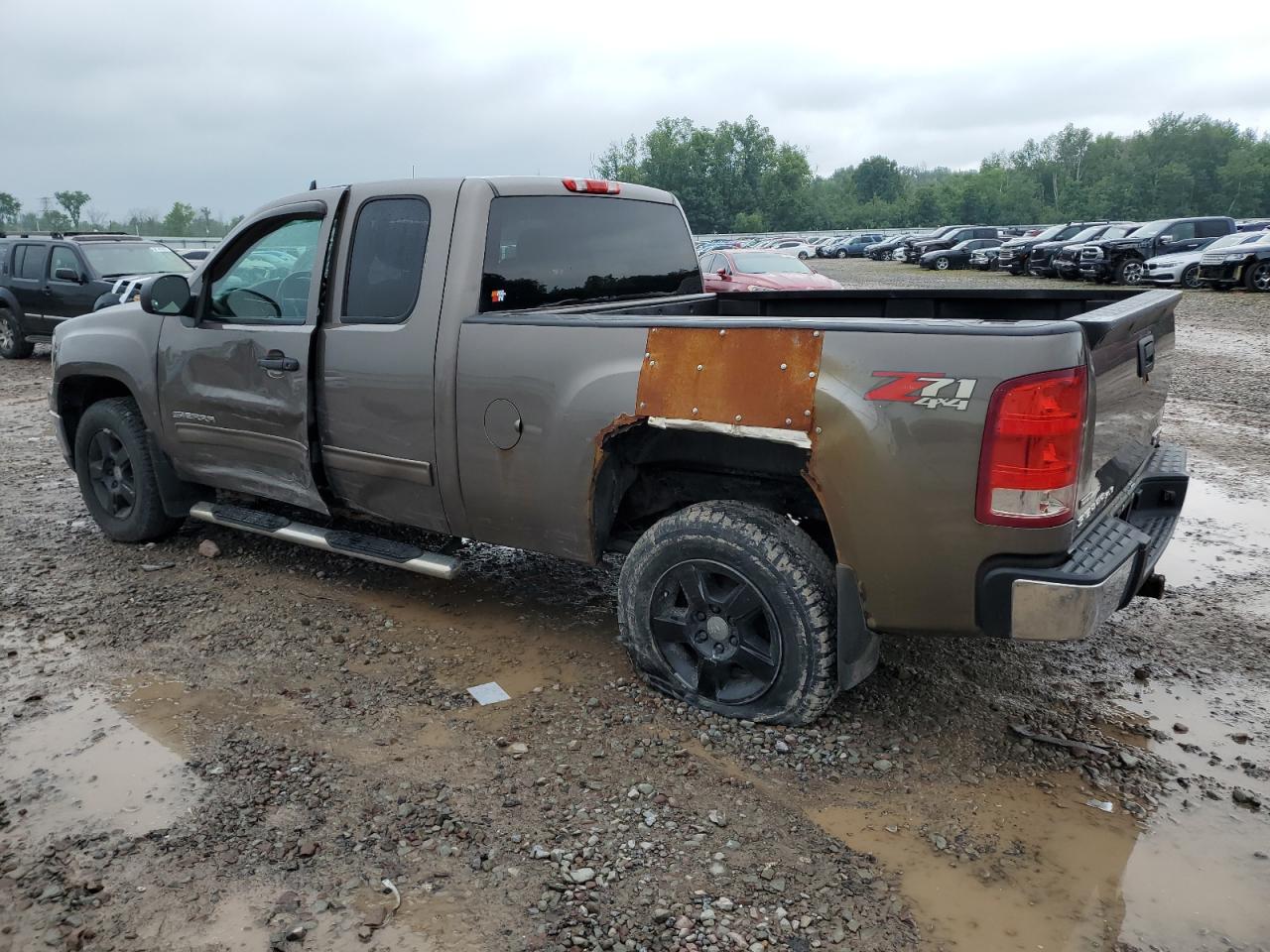 Image 2 of 2012 GMC SIERRA K1500 SLE 2012 with VIN 1GTR2VE71CZ296375