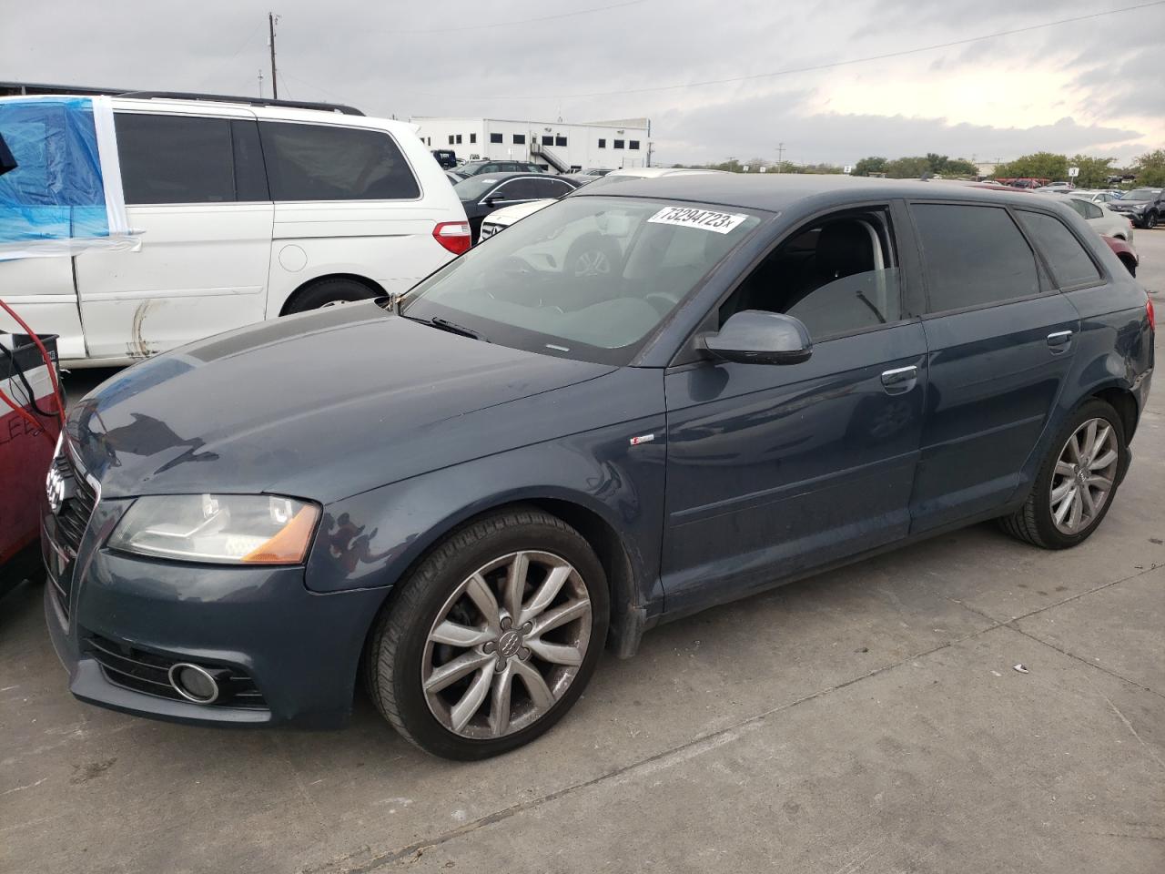 Obraz 1 z 2011 AUDI A3 PREMIUM 2011 z VIN WAUBJAFM3BA093175