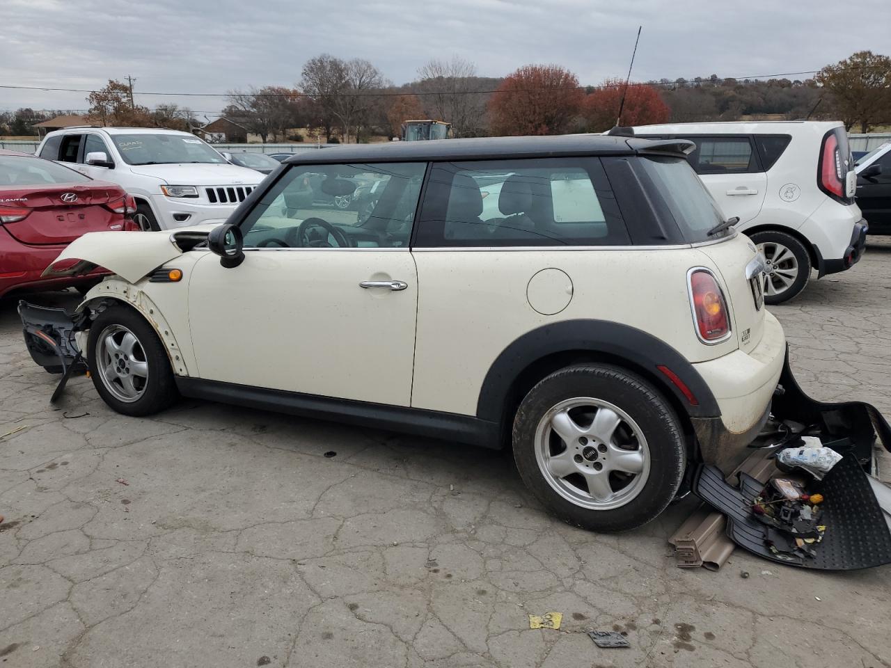Image 2 of 2009 MINI COOPER  2009 with VIN WMWMF33579TW75877
