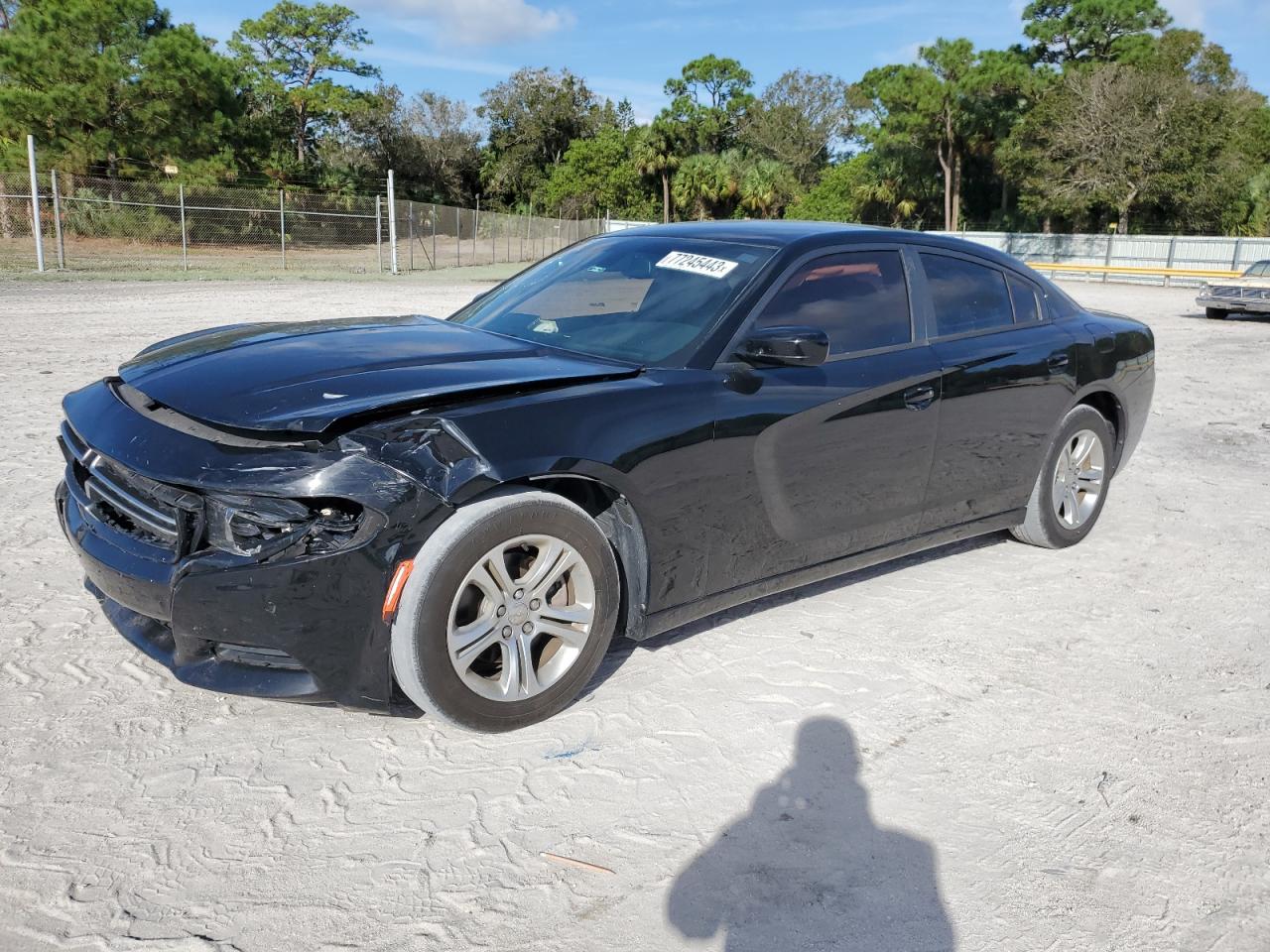 Obraz 1 z 2015 DODGE CHARGER SE 2015 z VIN 2C3CDXBG6FH870817