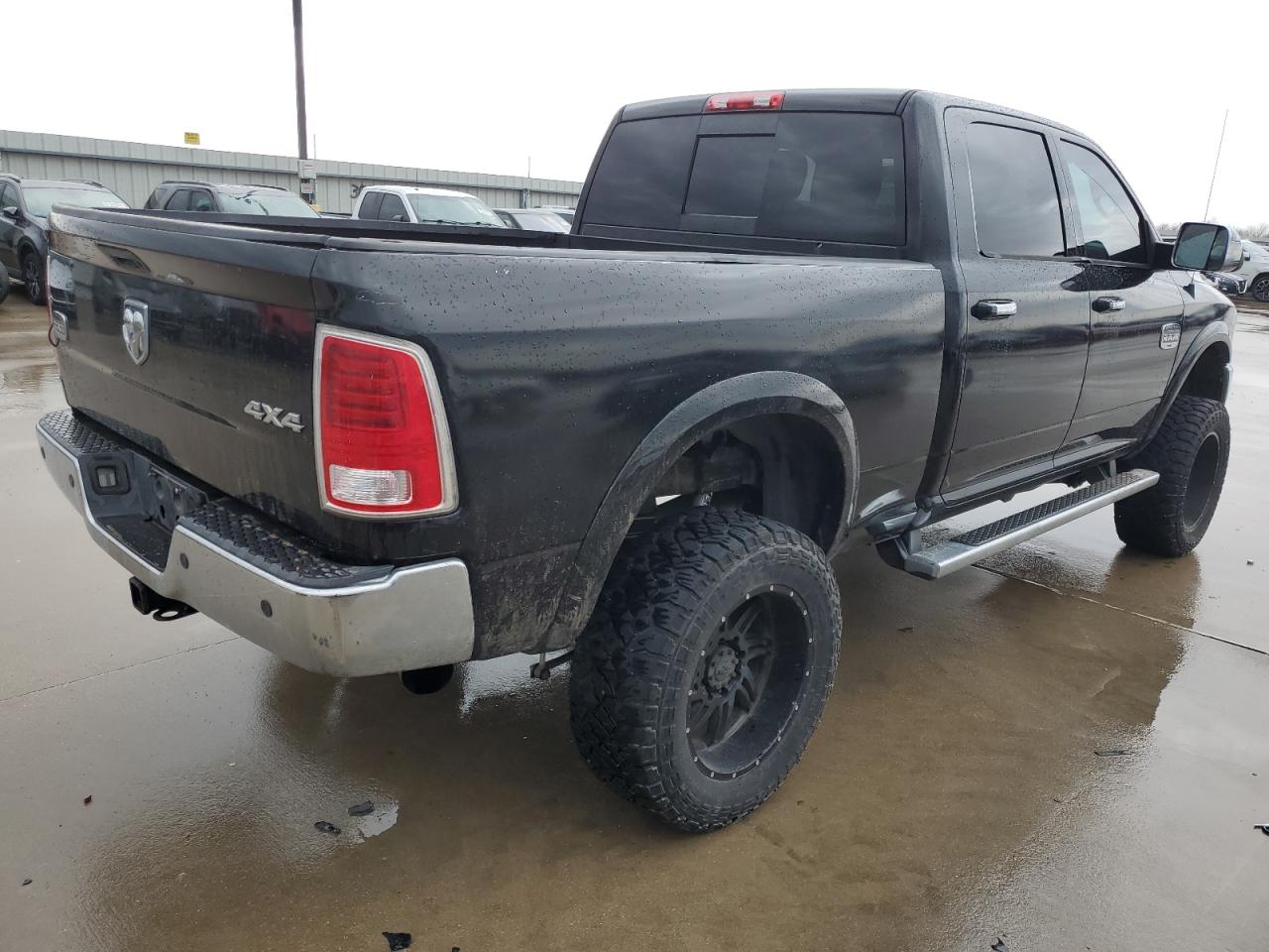 Obraz 3 z 2015 RAM 2500 LONGHORN 2015 z VIN 3C6UR5GL4FG502039