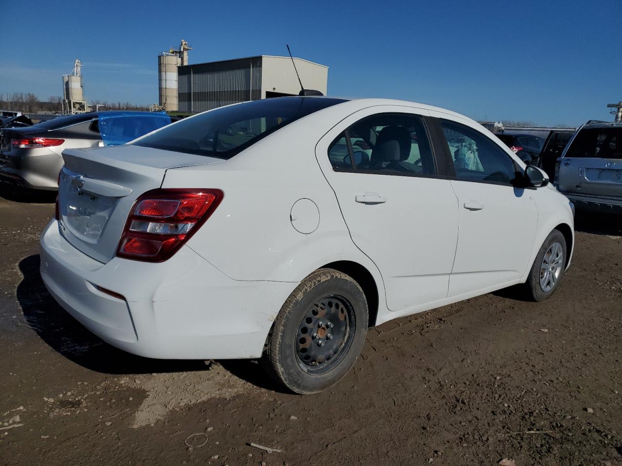 Image 3 of 2017 CHEVROLET SONIC LS 2017 with VIN 1G1JB5SG2H4167494