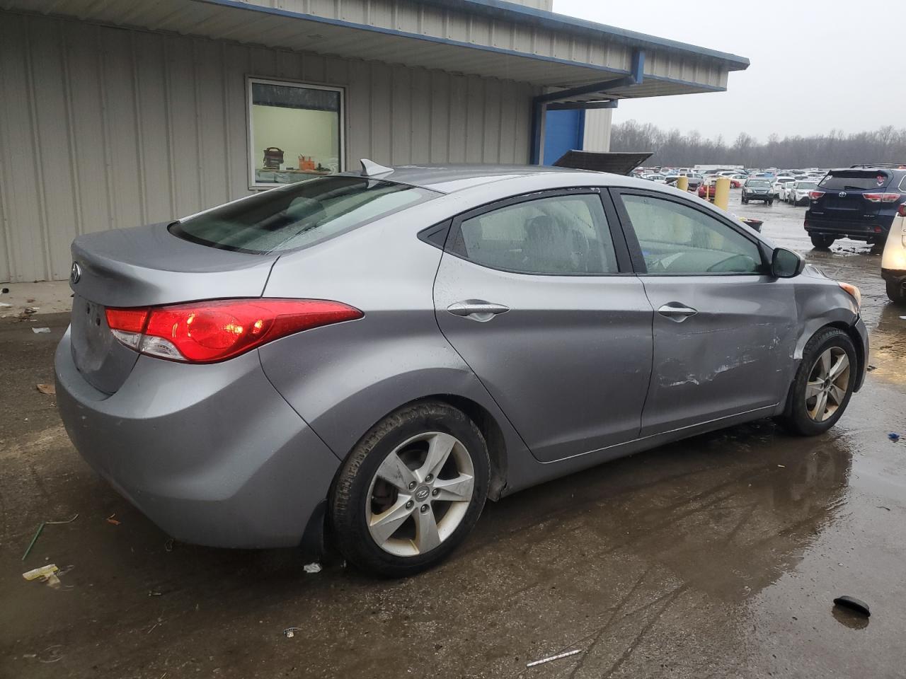 Obraz 3 z 2013 HYUNDAI ELANTRA GLS 2013 z VIN KMHDH4AEXDU931384