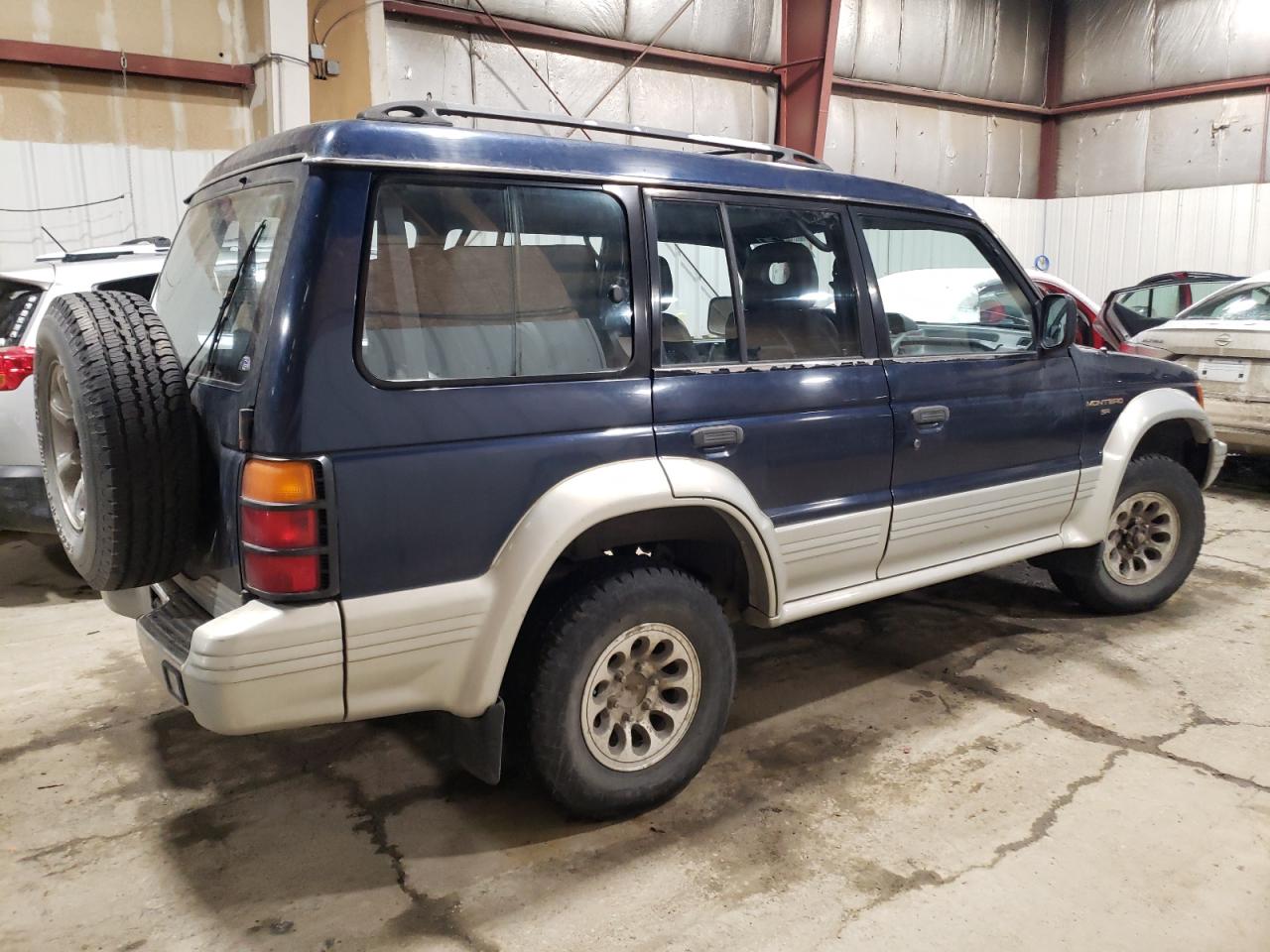Obraz 3 z 1995 MITSUBISHI MONTERO SR 1995 z VIN JA4MR51M8SJ027539