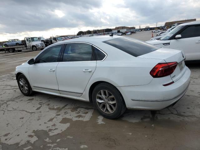 Изображение 2 2017 VOLKSWAGEN PASSAT S 2017 с VIN 1VWAT7A38HC075646