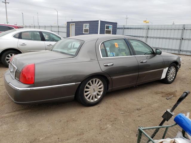 Image 3 of 2003 LINCOLN TOWN CAR EXECUTIVE 2003 with VIN 1LNHM81W73Y698150
