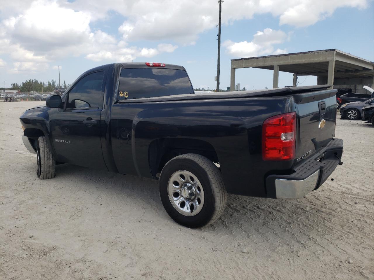Obraz 2 z 2013 CHEVROLET SILVERADO C1500 2013 z VIN 1GCNCPEX0DZ152017