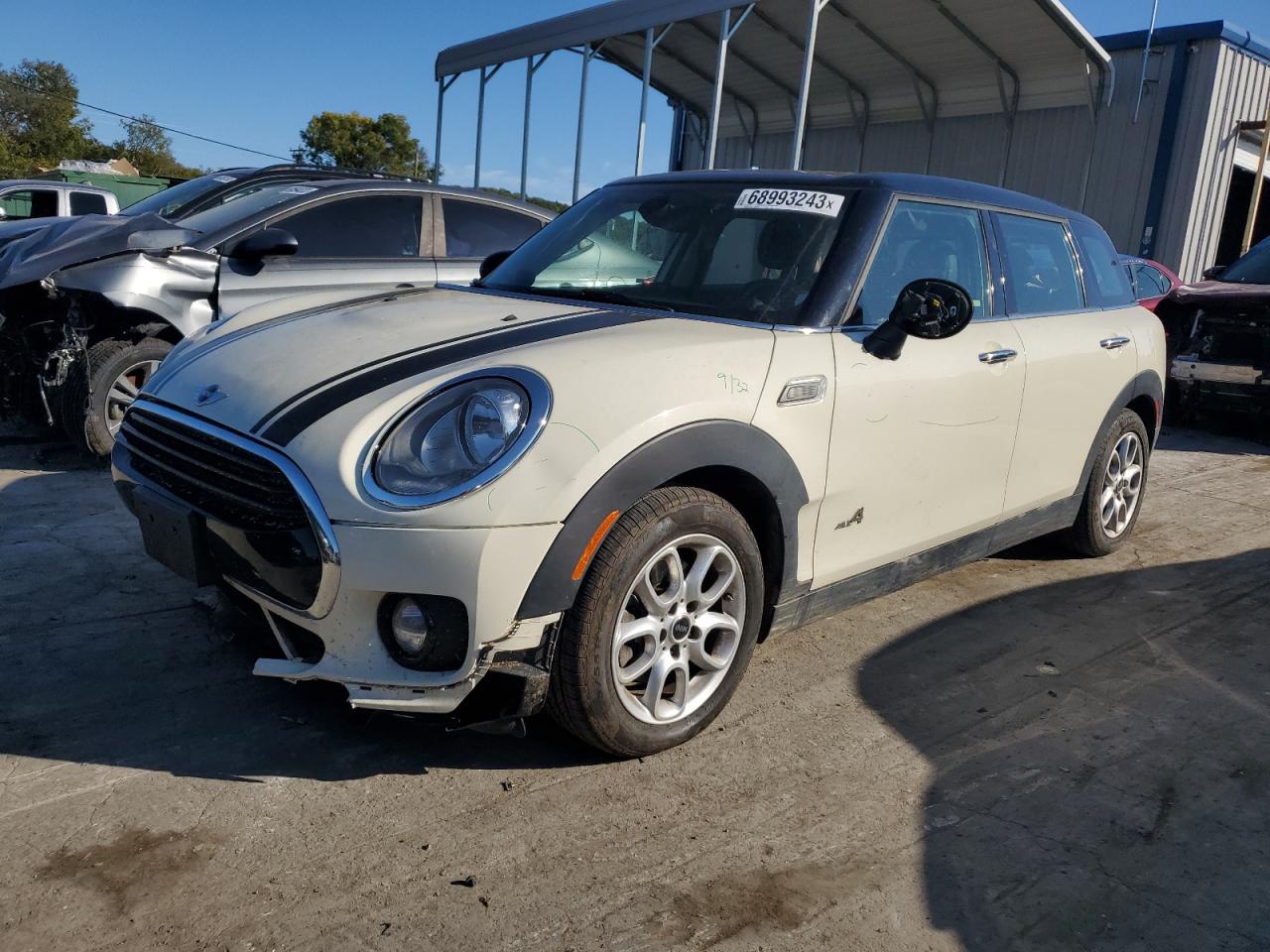 Obraz 1 z 2017 MINI COOPER CLUBMAN ALL4 2017 z VIN WMWLU1C55H2F27112