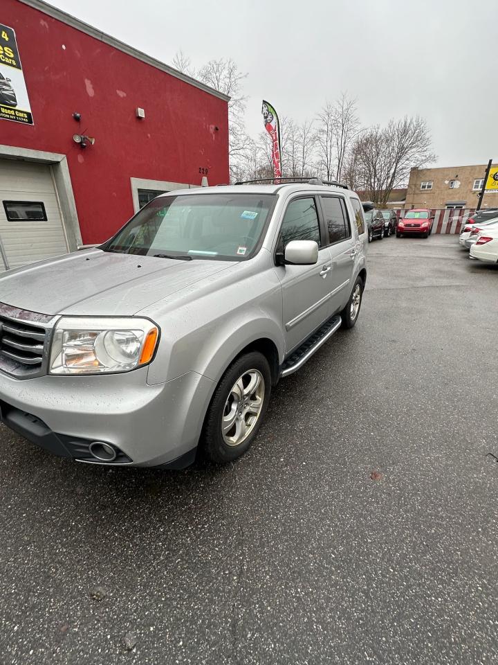 Image 2 of 2015 HONDA PILOT TOURING 2015 with VIN 5FNYF4H58FB018166