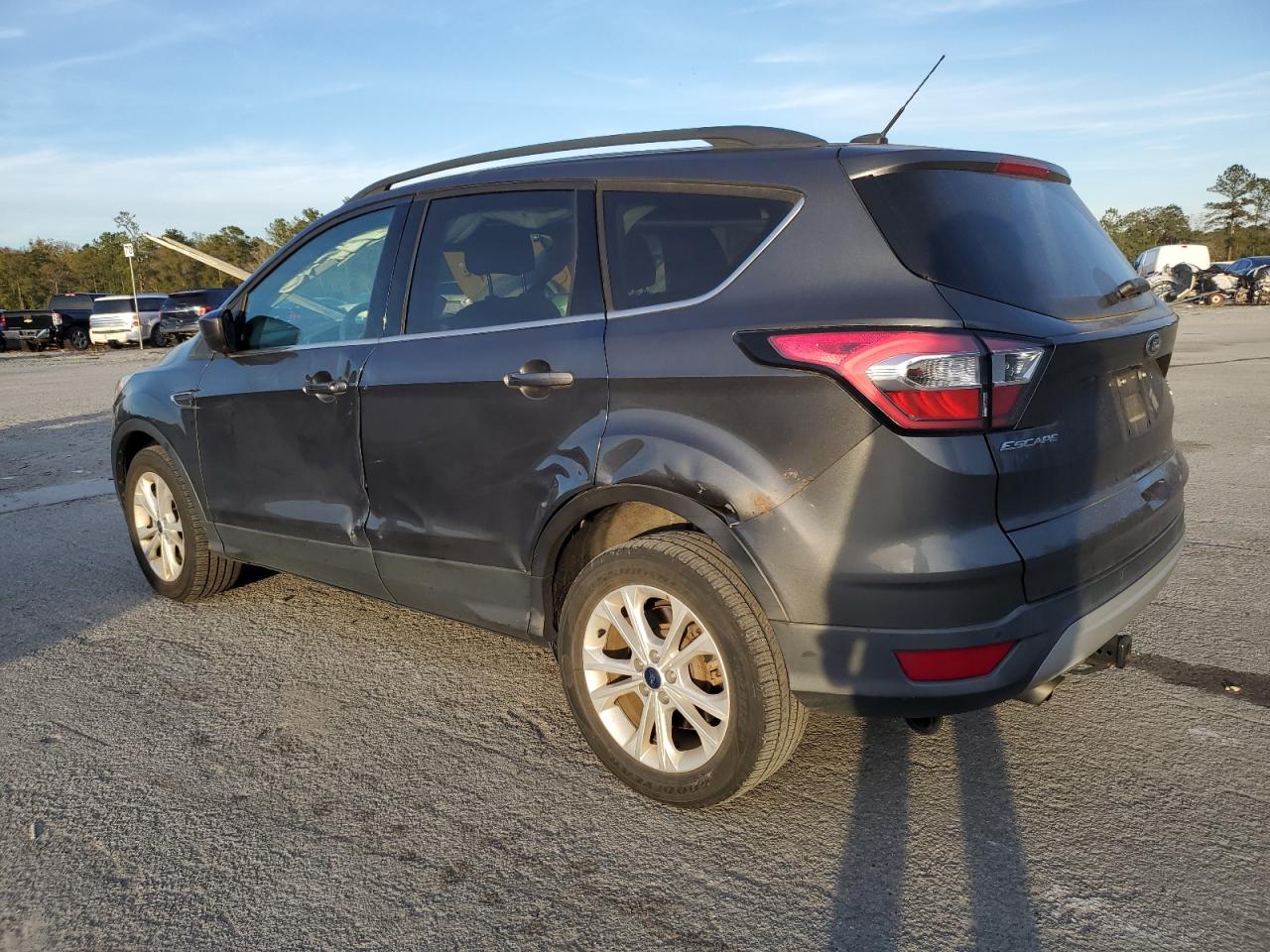 Image 2 of 2017 FORD ESCAPE SE 2017 with VIN 1FMCU9GD9HUC79205