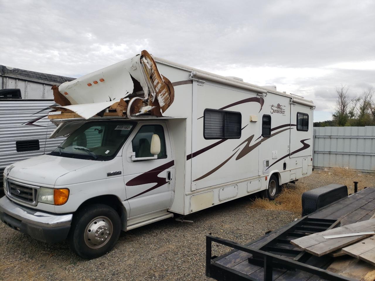 Obraz 2 z 2006 FORD ECONOLINE E450 SUPER DUTY CUTAWAY VAN 2006 z VIN 1FDXE45S26DA81405