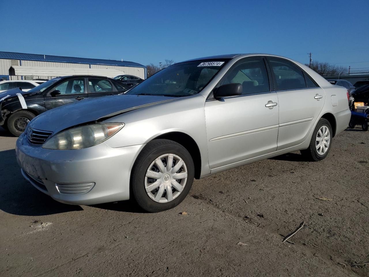 Obraz 1 z 2005 TOYOTA CAMRY LE 2005 z VIN 4T1BE32KX5U025042