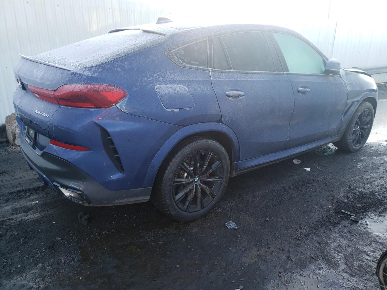 Изображение 3 2023 BMW X6 XDRIVE40I 2023 с VIN 5UXCY6C06P9N68763