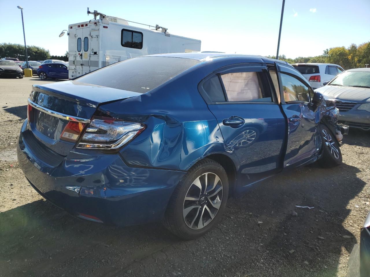 Image 3 of 2015 HONDA CIVIC EX 2015 with VIN 19XFB2F80FE231638