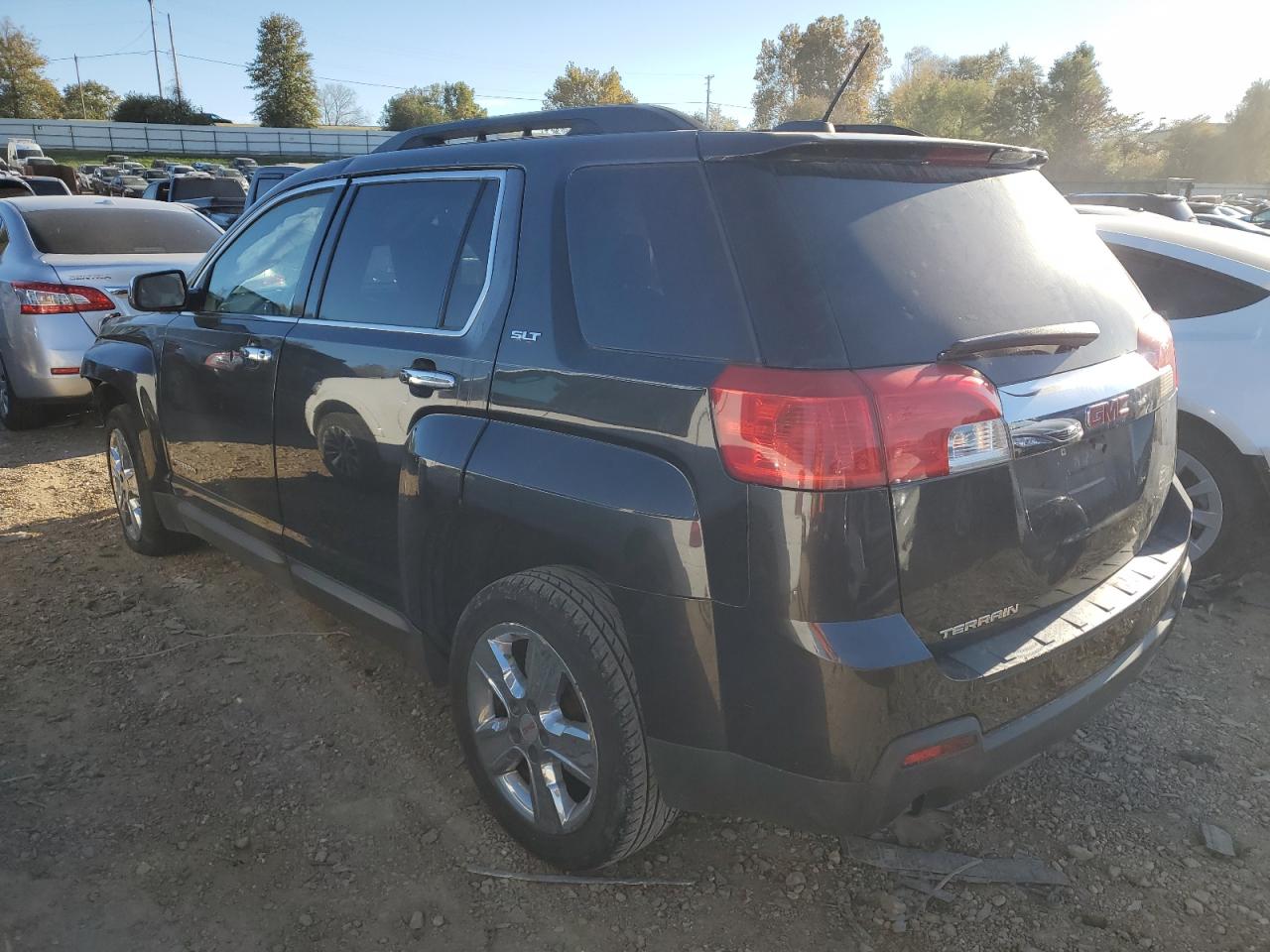 Image 2 of 2015 GMC TERRAIN SLT 2015 with VIN 2GKFLSE3XF6185016