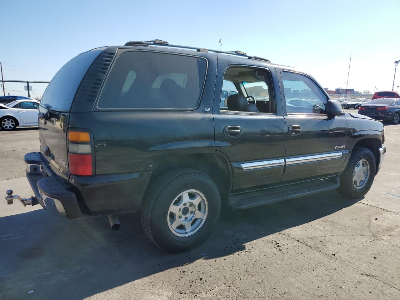 Изображение 3 2004 GMC YUKON  2004 с VIN 1GKEC13V14R313638