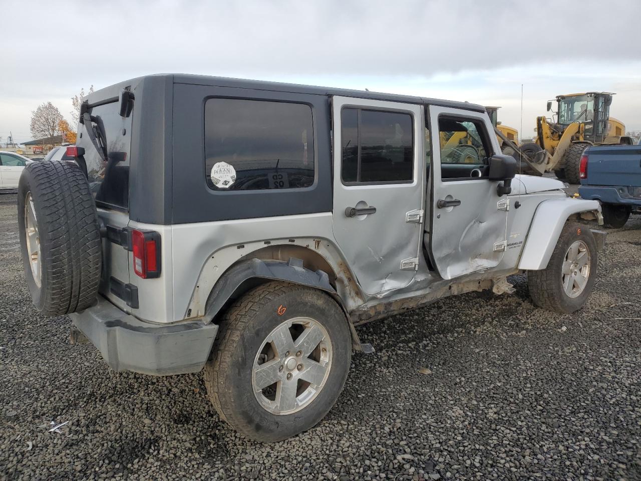Image 3 of 2008 JEEP WRANGLER UNLIMITED SAHARA 2008 with VIN 1J8GA59178L542929