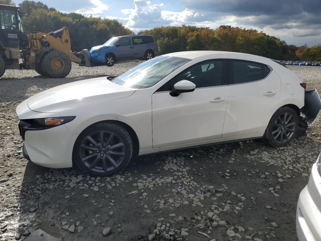 Изображение 2023 MAZDA 3 SELECT 2023