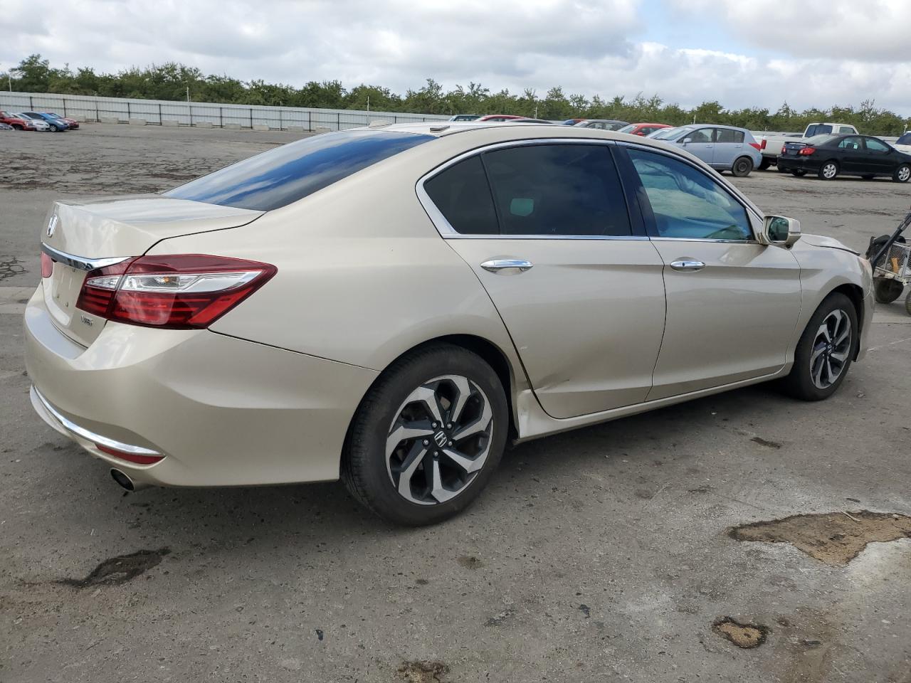 Obraz 3 z 2017 HONDA ACCORD EXL 2017 z VIN 1HGCR3F02HA005462