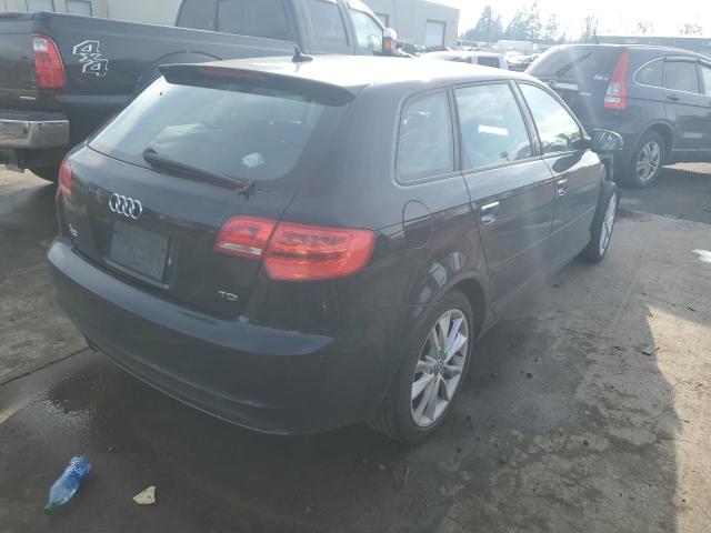 Obraz 3 z 2011 AUDI A3 PREMIUM 2011 z VIN WAUBJAFM4BA021952