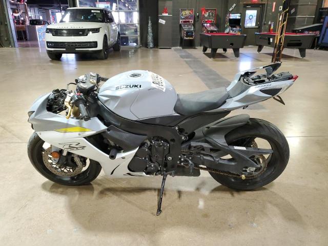 Image 3 of 2022 SUZUKI GSX-R750  2022 with VIN JS1GR7MAXN7101491