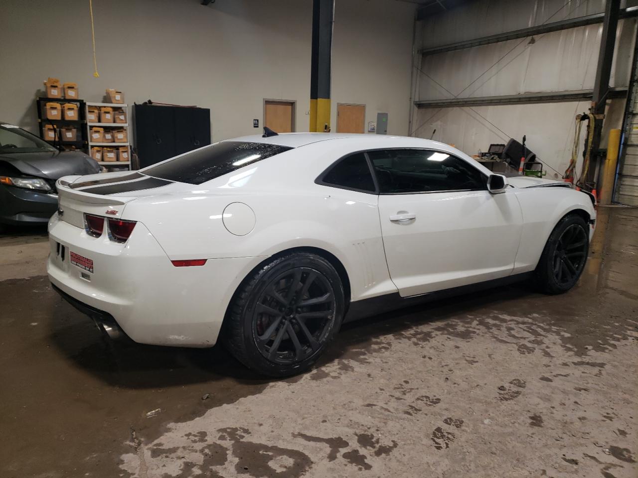 Изображение 3 Chevrolet Camaro Ls 2013 с VIN 2G1FA1E34D9107802