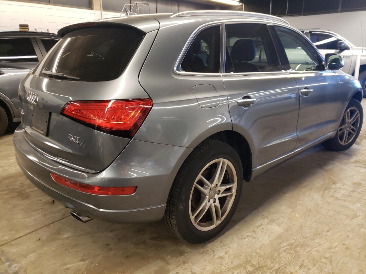 Obraz 3 z 2017 AUDI Q5 PREMIUM PLUS 2017 z VIN WA1L2AFPXHA097130