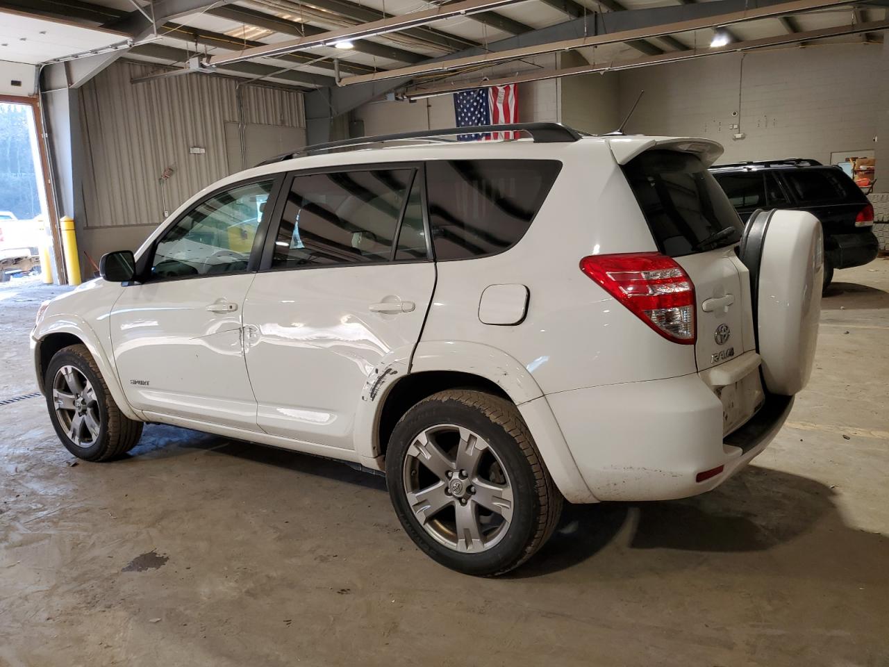 Image 2 of 2012 TOYOTA RAV4 SPORT 2012 with VIN 2T3RF4DV5CW189599