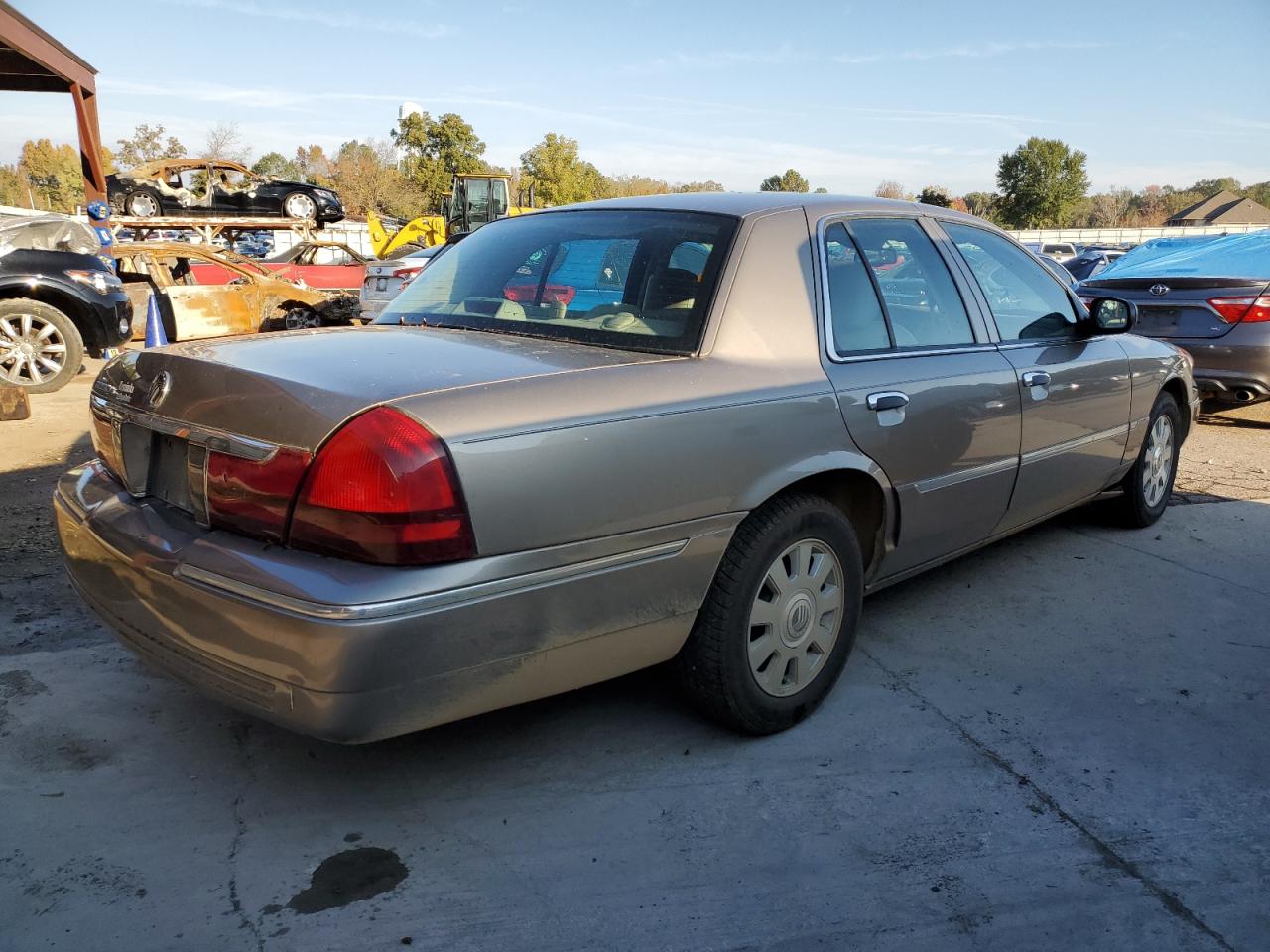 Изображение 3 2004 MERCURY GRAND MARQUIS LS 2004 с VIN 2MEFM75W24X675701