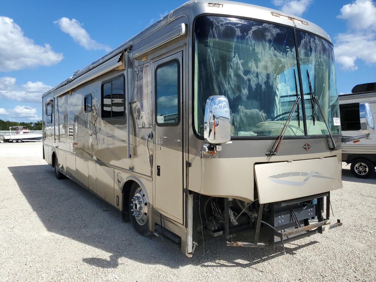 Изображение 2004 SPARTAN MOTORS MOTORHOME 4VZ 2004