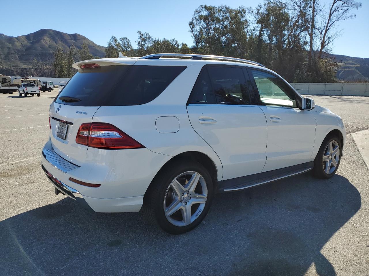 Image 3 of 2014 MERCEDES-BENZ ML 350 BLUETEC 2014 with VIN 4JGDA2EB2EA422112