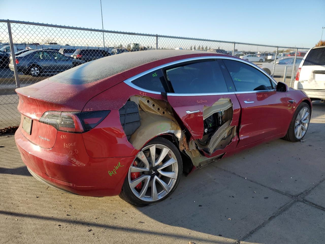 Obraz 3 z 2019 TESLA MODEL 3  2019 z VIN 5YJ3E1EB2KF389713