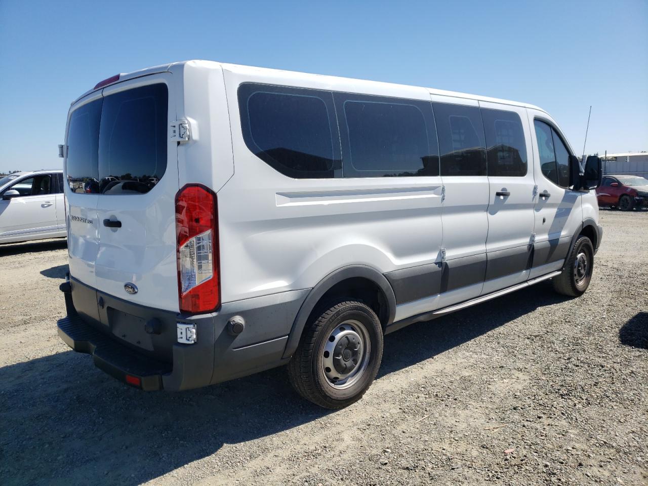 Image 3 of 2017 FORD TRANSIT T-350 2017 with VIN 1FBZX2ZM1HKA31282
