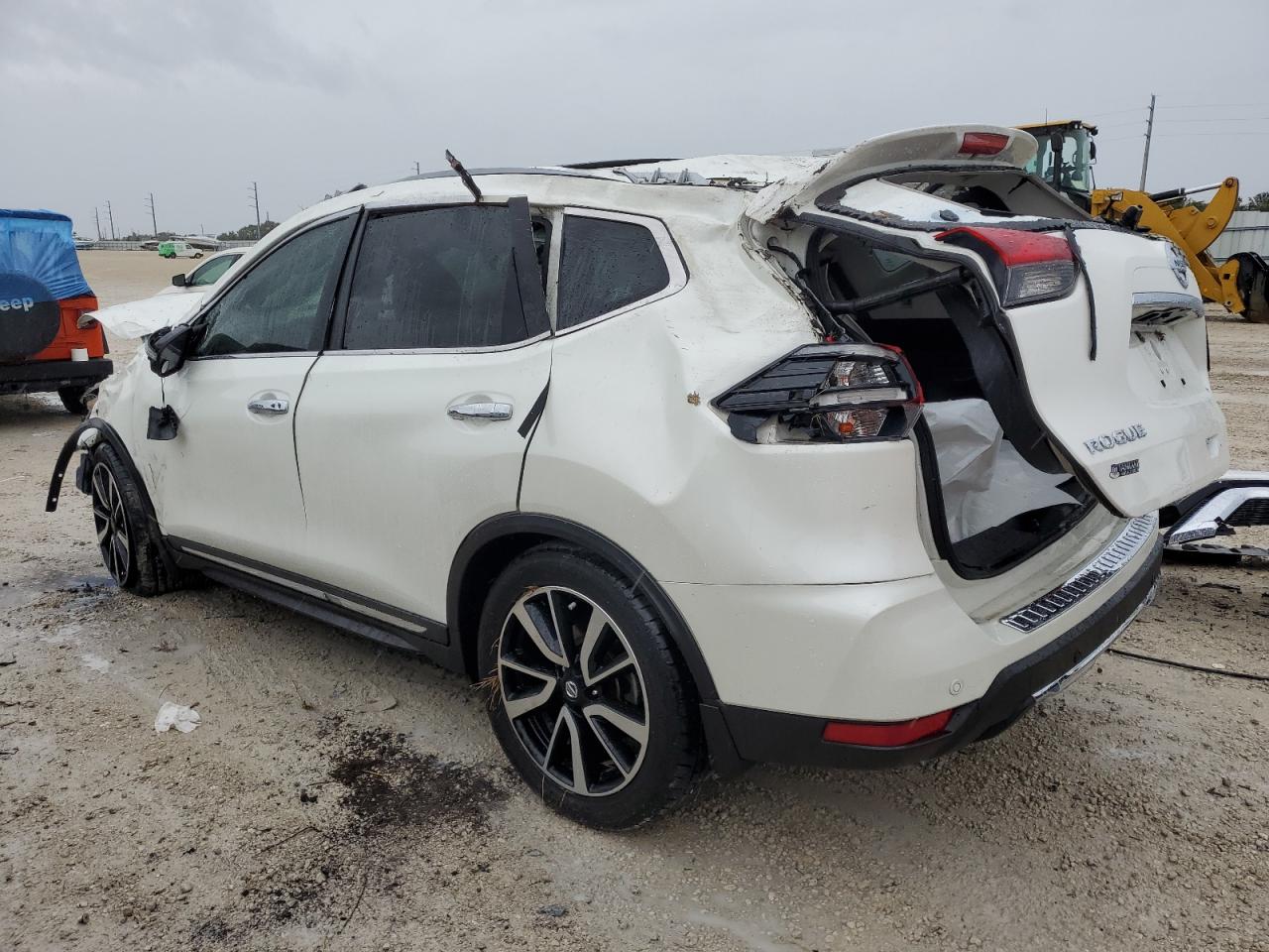 Image 2 of 2020 NISSAN ROGUE S 2020 with VIN 5N1AT2MT3LC765357