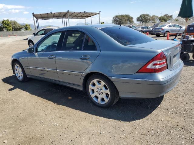 Изображение 2 2005 MERCEDES-BENZ C 240 2005 с VIN WDBRF61J45A719428