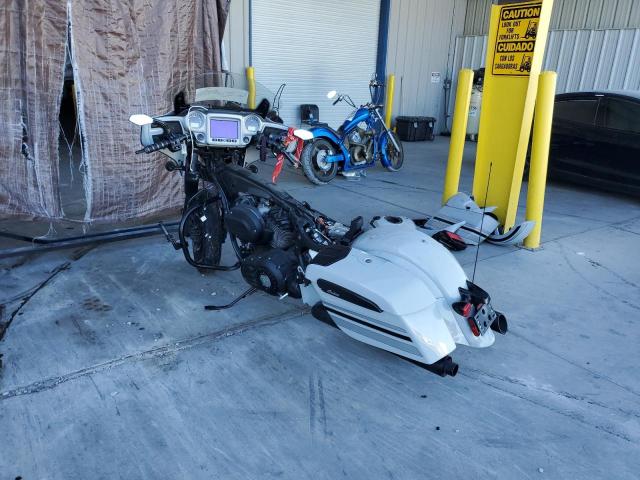 Image 3 of 2020 INDIAN MOTORCYCLE CO. CHIEFTAIN DARK HORSE 2020 with VIN 56KTCDBB9L3384206