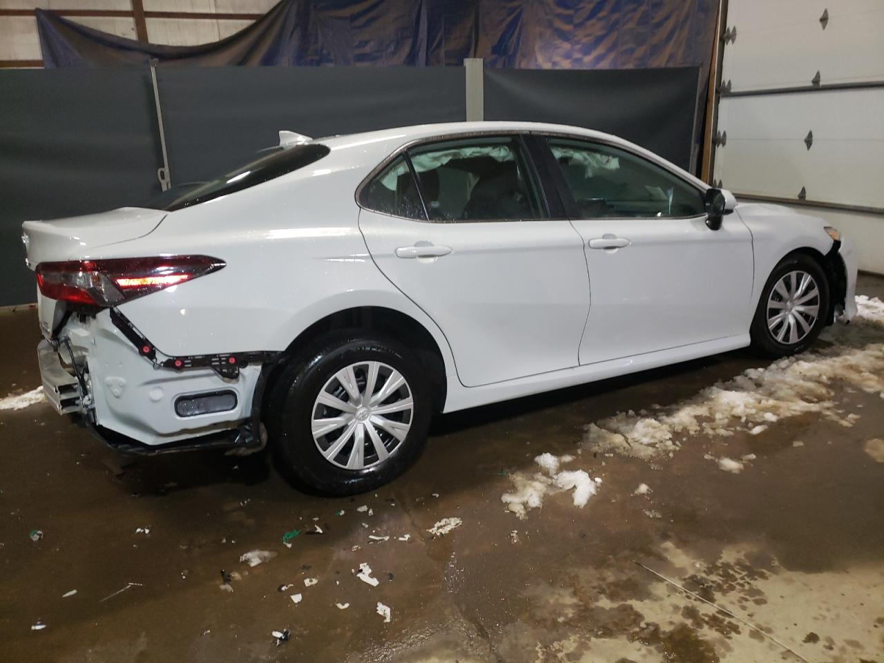 Изображение 3 2023 TOYOTA CAMRY LE 2023 с VIN 4T1C31AK0PU059137