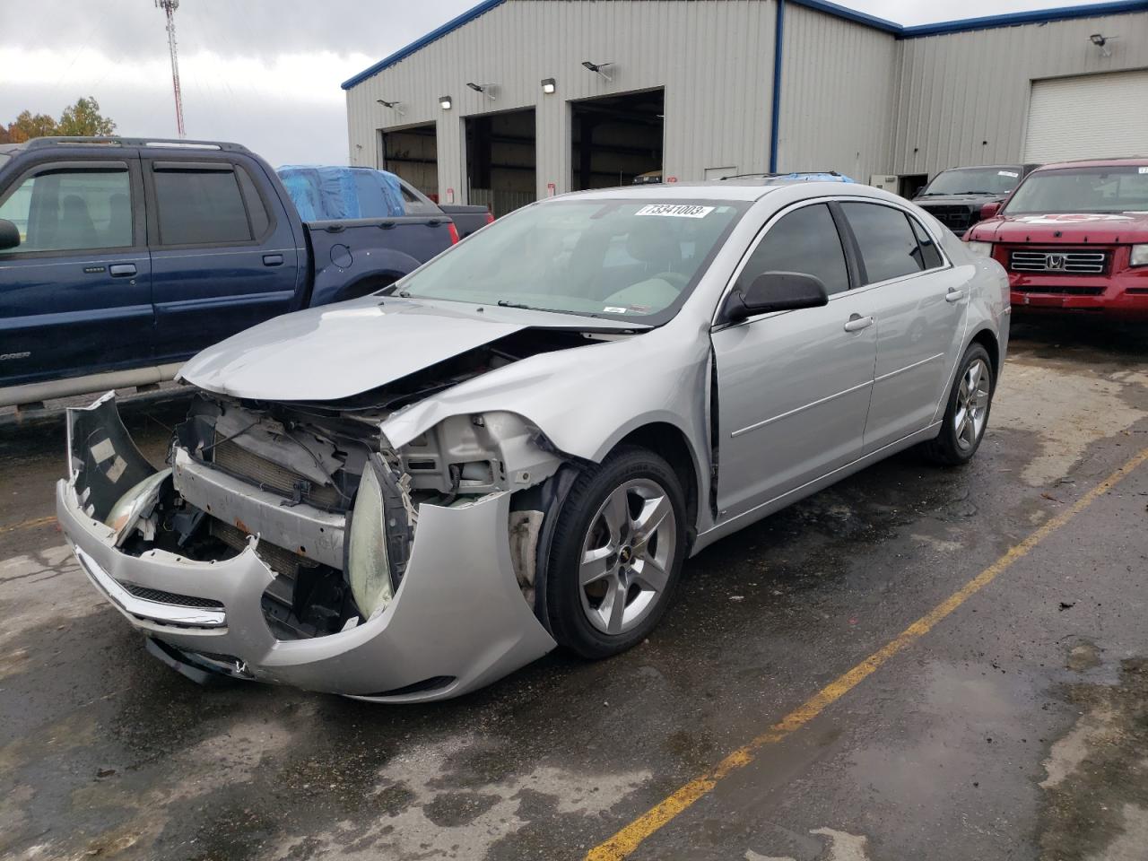 Obraz 1 z 2010 CHEVROLET MALIBU LS 2010 z VIN 1G1ZB5EB6AF101270