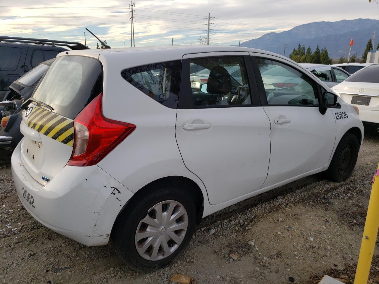 Изображение 3 2015 NISSAN VERSA NOTE S 2015 с VIN 3N1CE2CP8FL425242