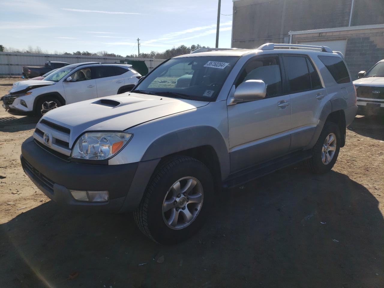 Image 1 of 2003 TOYOTA 4RUNNER SR5 2003 with VIN JTEBT14R630018369