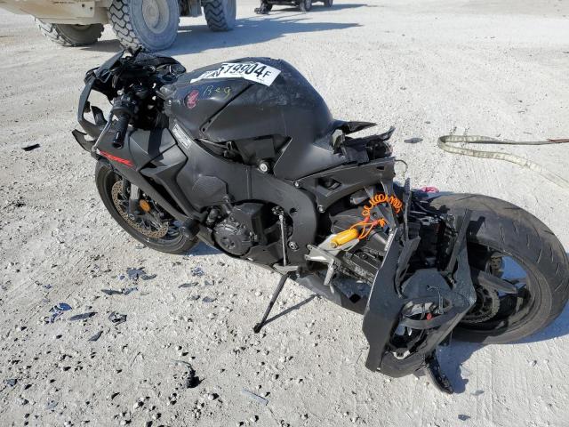 Image 3 of 2021 HONDA CBR1000 RR 2021 with VIN JH2SC7714MK400233