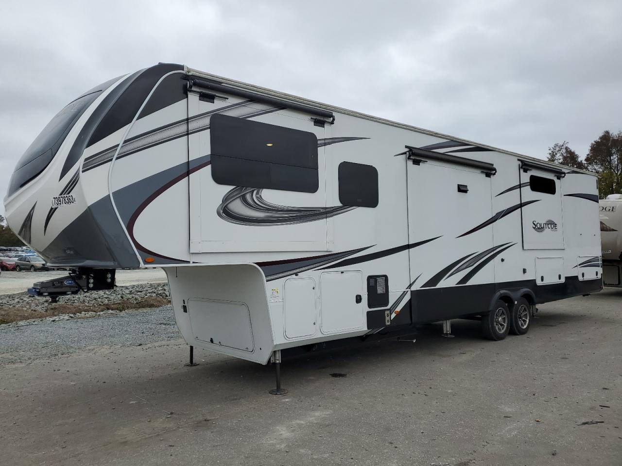 Obraz 2 z 2022 GPLB SOLITUDE 2022 z VIN 573FS4327NAA12099