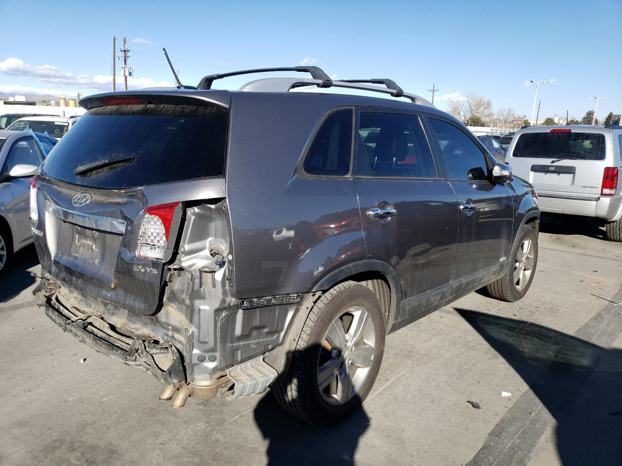 Image 3 of 2012 KIA SORENTO EX 2012 with VIN 5XYKUDA26CG275567