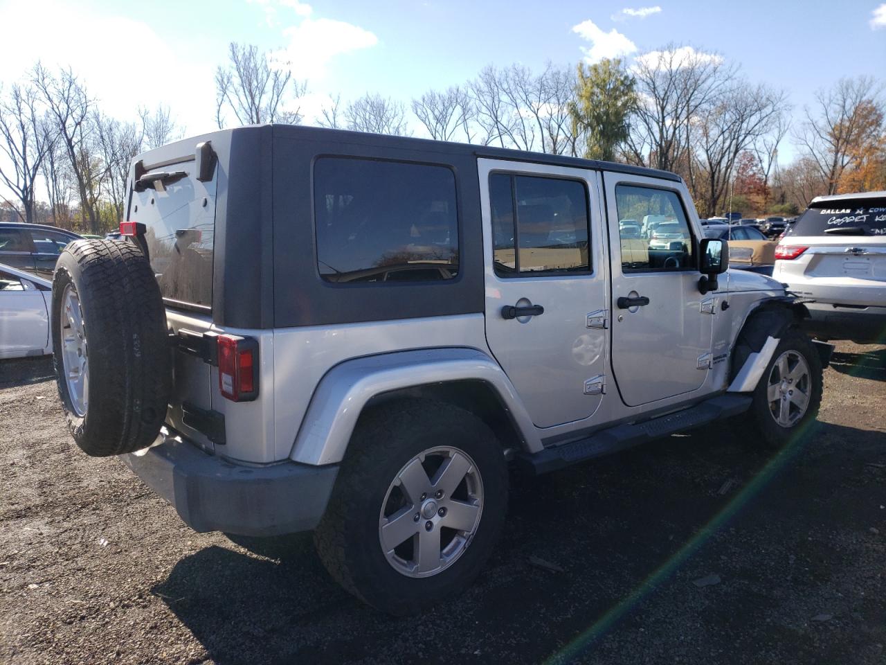 Obraz 3 z 2010 JEEP WRANGLER UNLIMITED SAHARA 2010 z VIN 1J4BB5H18AL232188