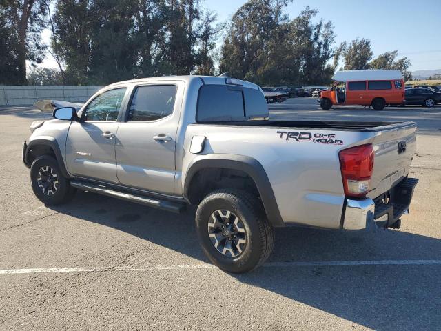 Obraz 2 z 2017 TOYOTA TACOMA DOUBLE CAB 2017 z VIN 3TMAZ5CN1HM048131